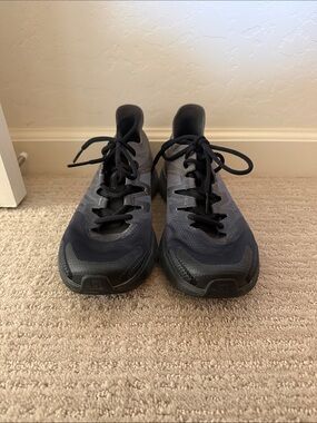 Salomon Men's Black Athletic Training Shoes